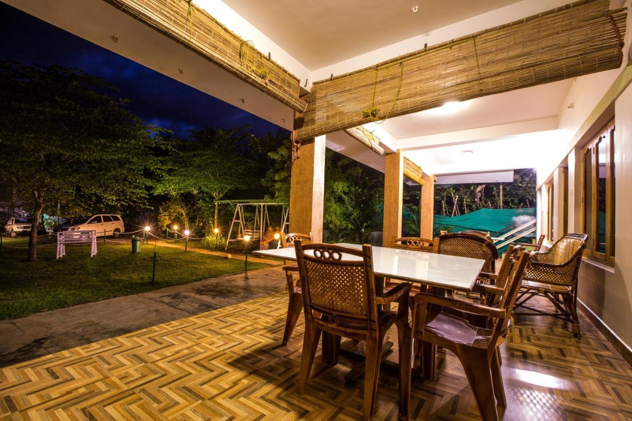 The Midway Jungle Resort Masinagudi Exterior foto
