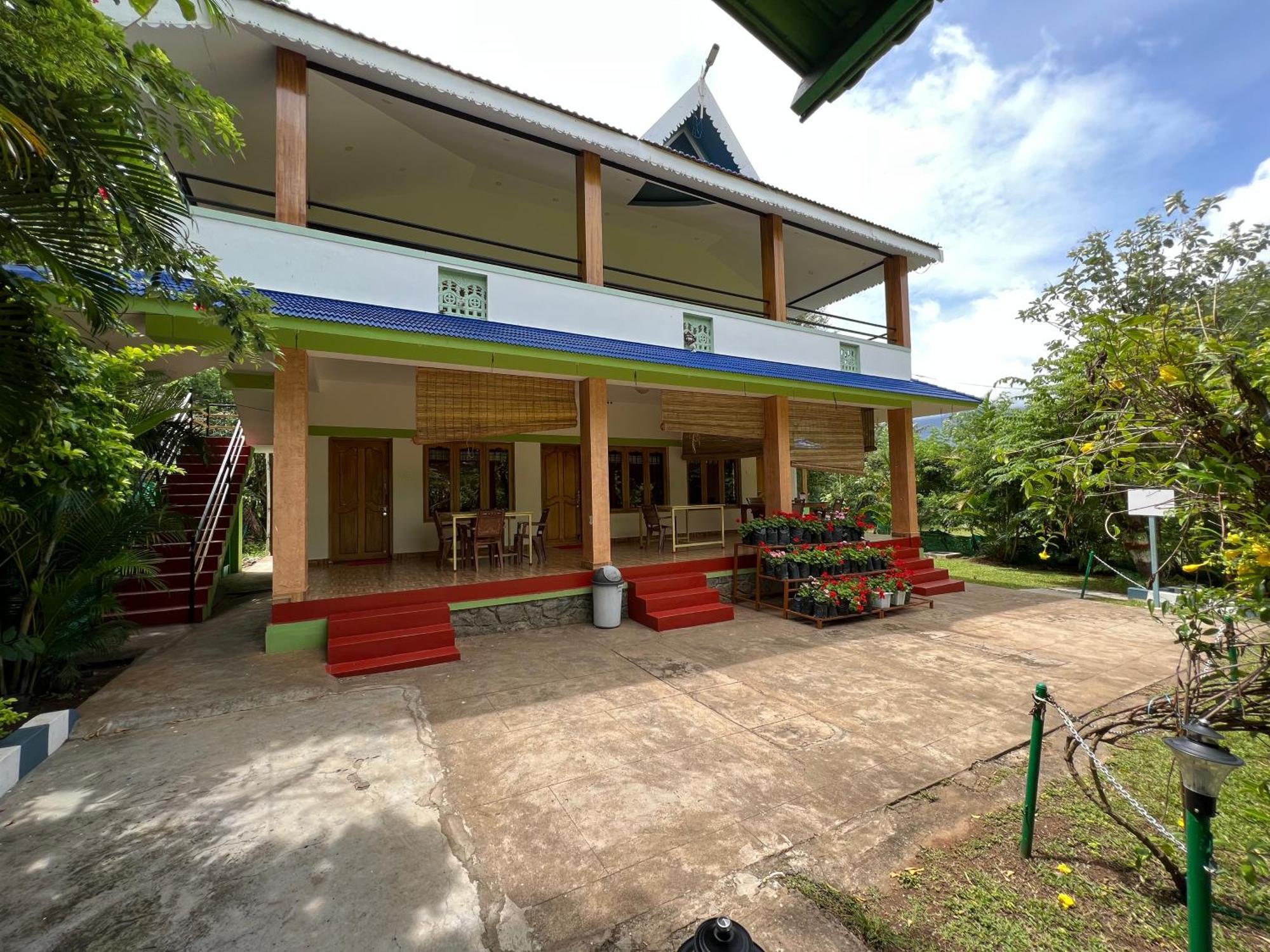 The Midway Jungle Resort Masinagudi Exterior foto